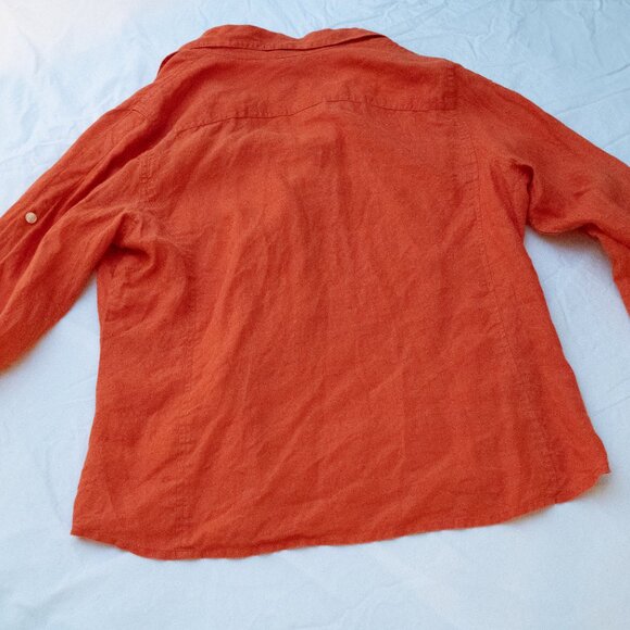 Red, vintage, 100% Irish, linen shirt with a buttoned front pocket - Picture 3 of 3